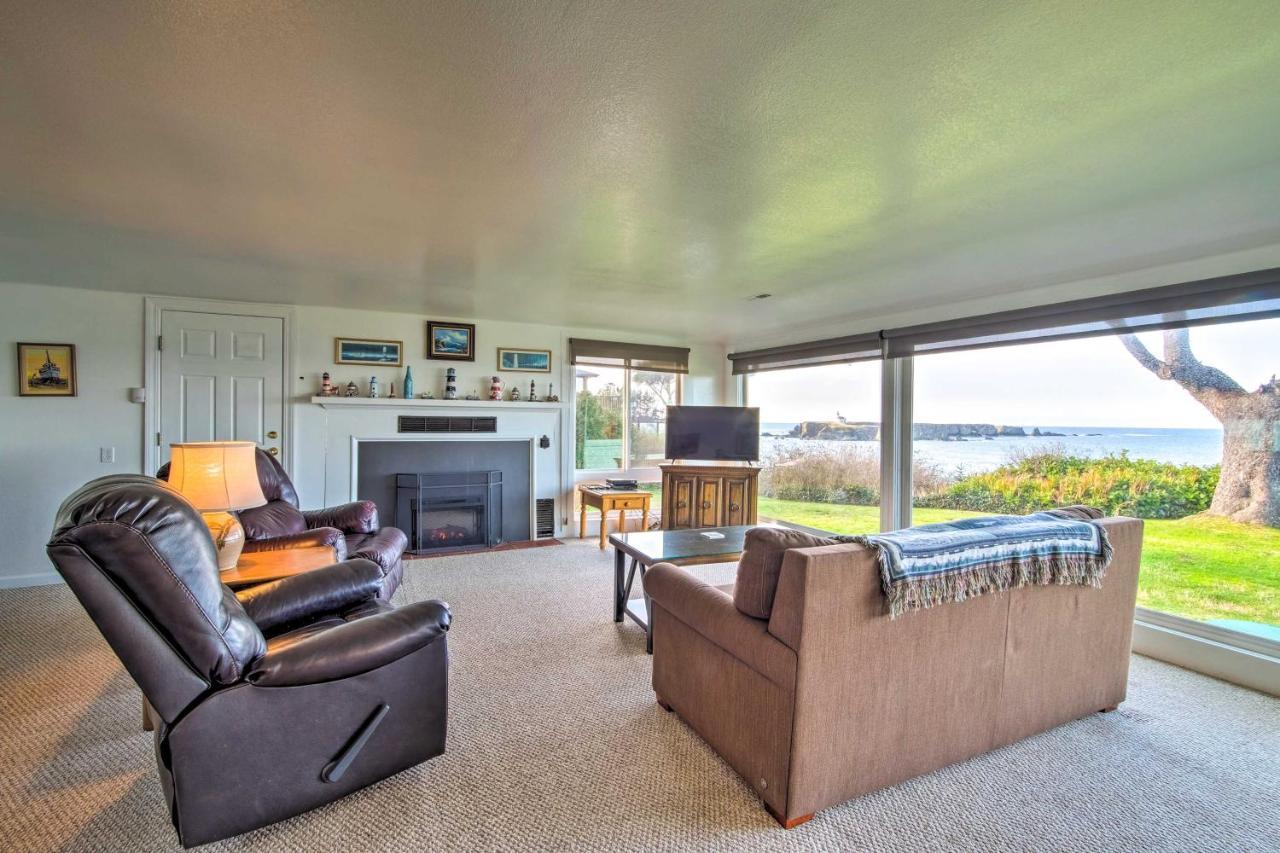Cliffside Lighthouse Beach Home With Ocean View Coos Bay Exterior foto